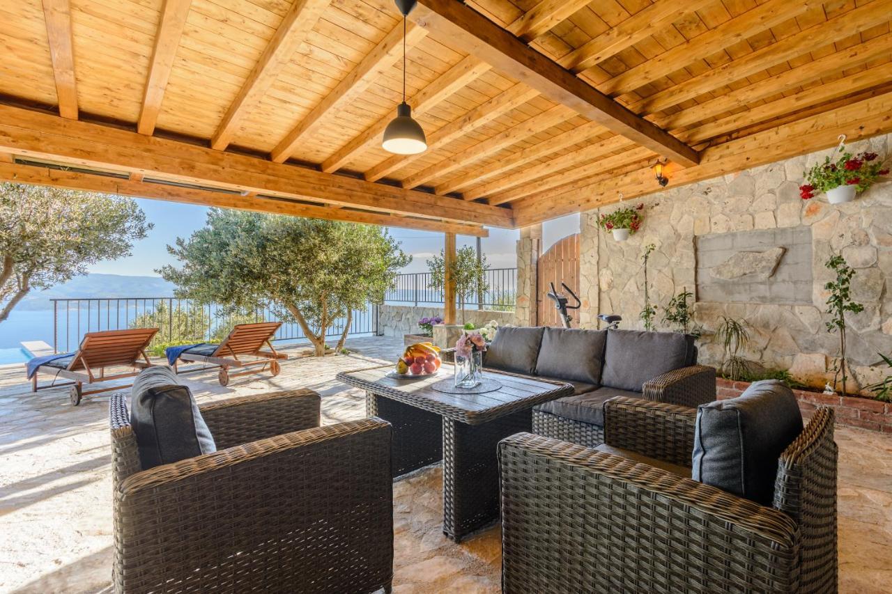 Villa Secluded Paradise Omiš Exterior foto